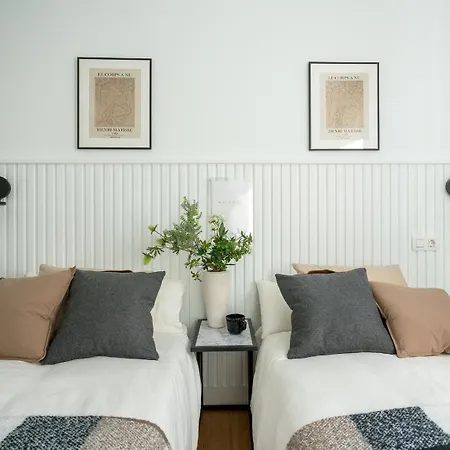 Apartment Akomodat En Luminoso Y Acogedor Cercano A La Playa Y Bilbao