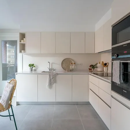 Akomodat En Luminoso Y Acogedor Cercano A La Playa Y Bilbao Apartament *