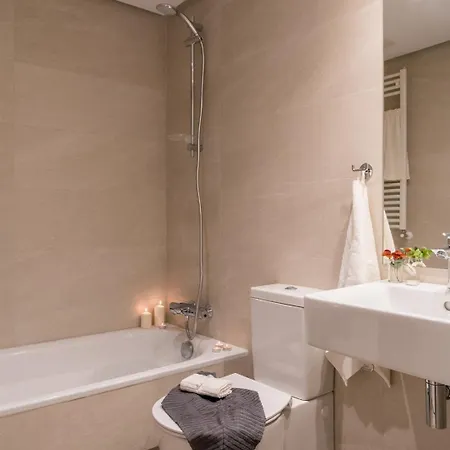 Akomodat En Luminoso Y Acogedor Cercano A La Playa Y Bilbao Apartament Urduliz