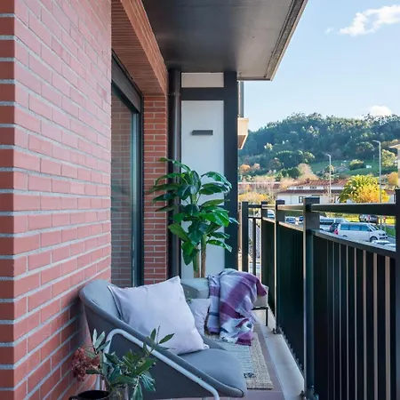 Akomodat En Luminoso Y Acogedor Cercano A La Playa Y Bilbao *