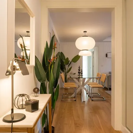 Akomodat En Luminoso Y Acogedor Cercano A La Playa Y Bilbao Апартаменты *